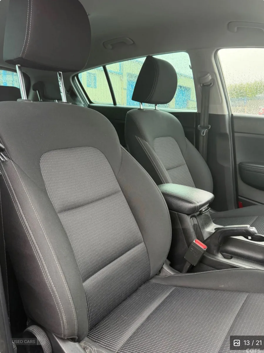 Kia Sportage SUV, Diesel Hybrid, 2021, Brown