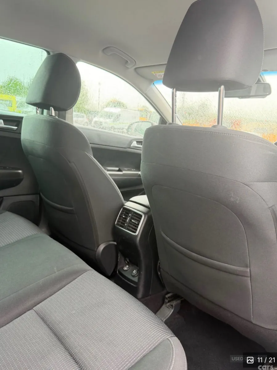 Kia Sportage SUV, Diesel Hybrid, 2021, Brown
