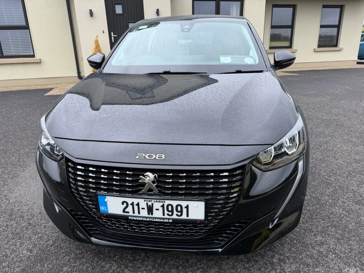 Peugeot 208 Hatchback, Petrol, 2021, Black