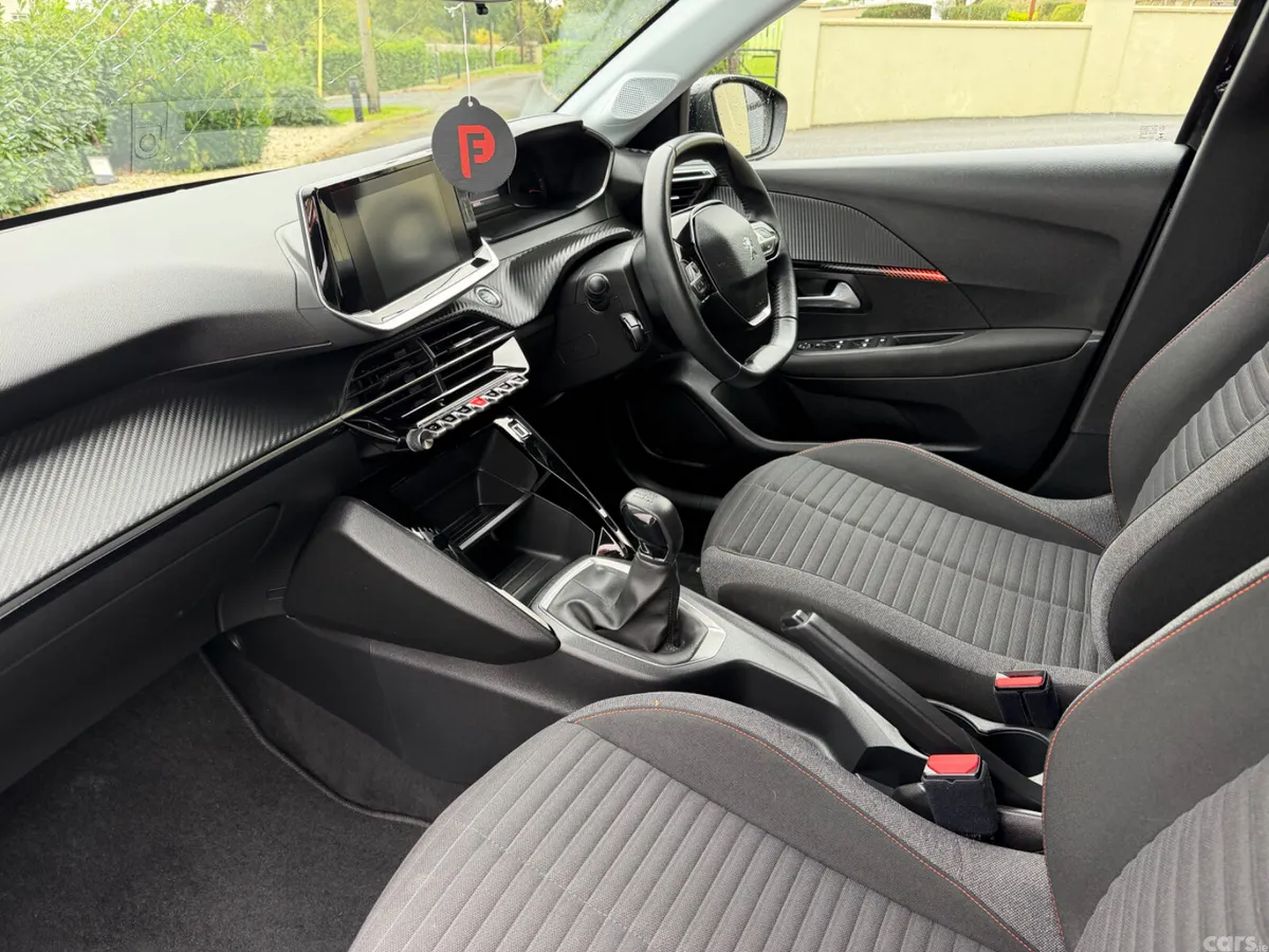Peugeot 208 Hatchback, Petrol, 2021, Black