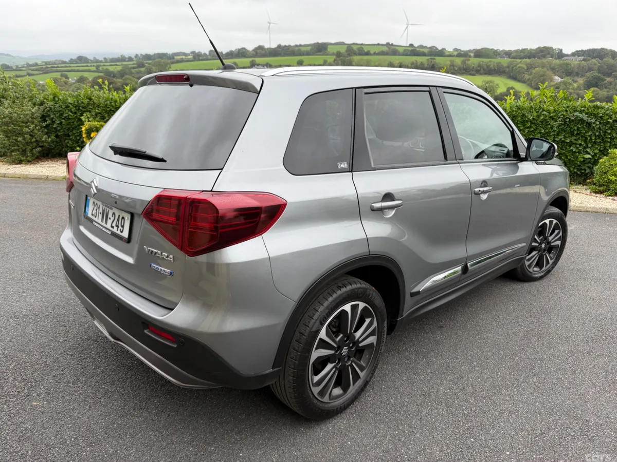 Suzuki Vitara SUV, Petrol, 2023, Grey