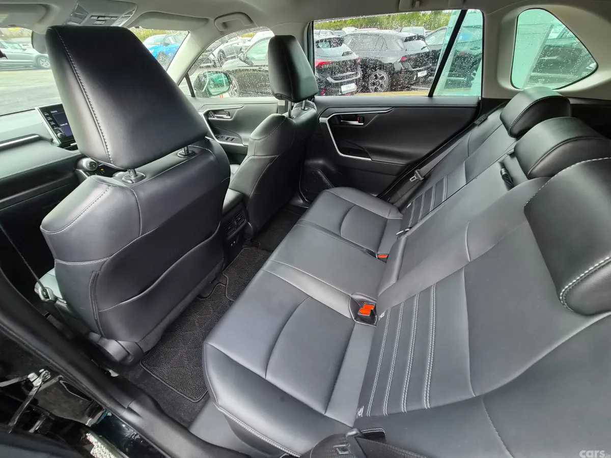 Toyota RAV4 SUV, Petrol Hybrid, 2021, Black