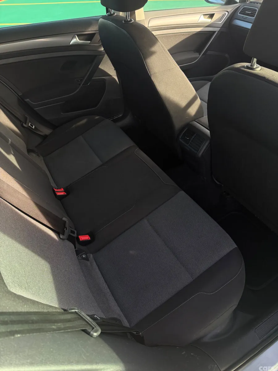 Volkswagen Golf Estate, Diesel, 2017, Grey