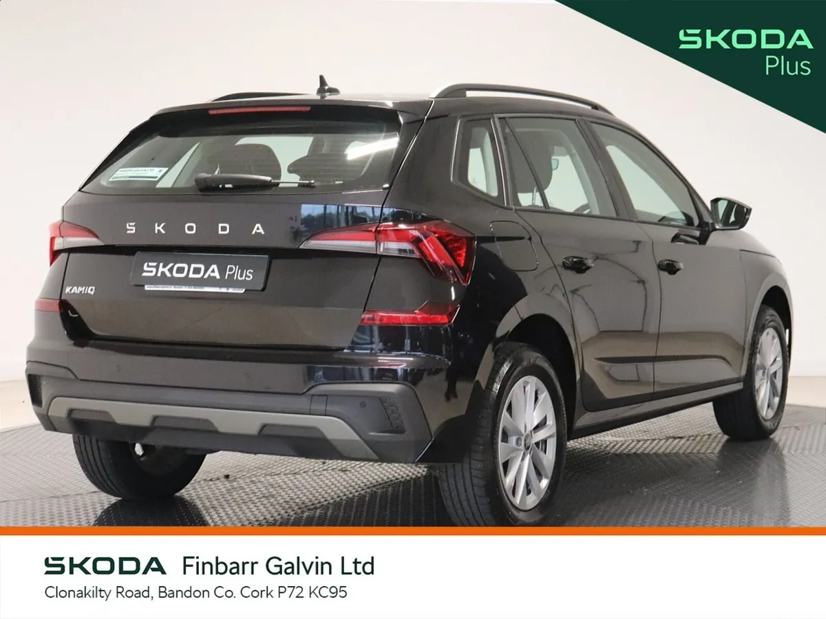 Skoda Kamiq Hatchback, Petrol, 2026, Black