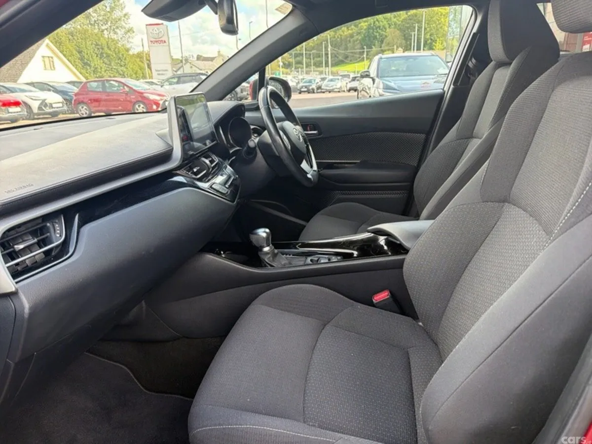 Toyota C-HR SUV, Petrol Hybrid, 2019, Red
