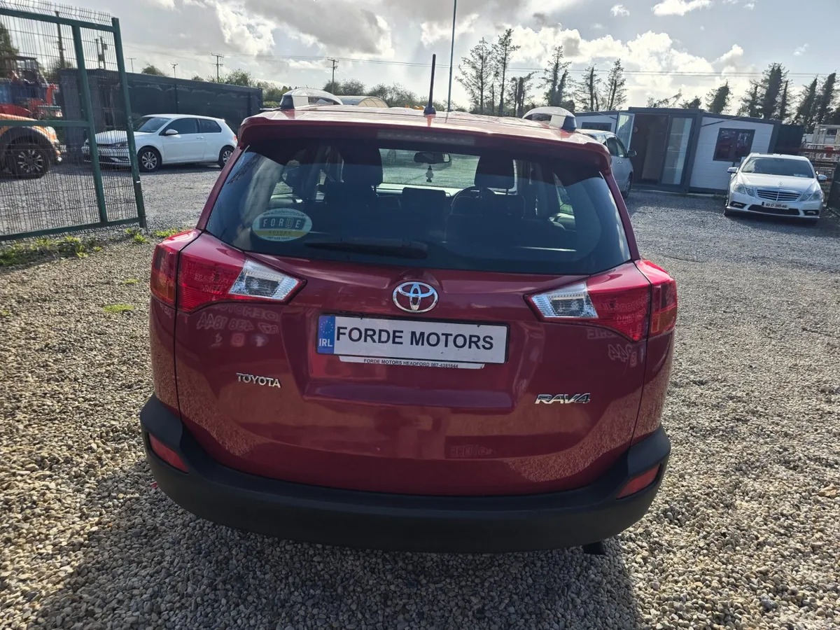 Toyota RAV4 SUV, Diesel, 2015, Red