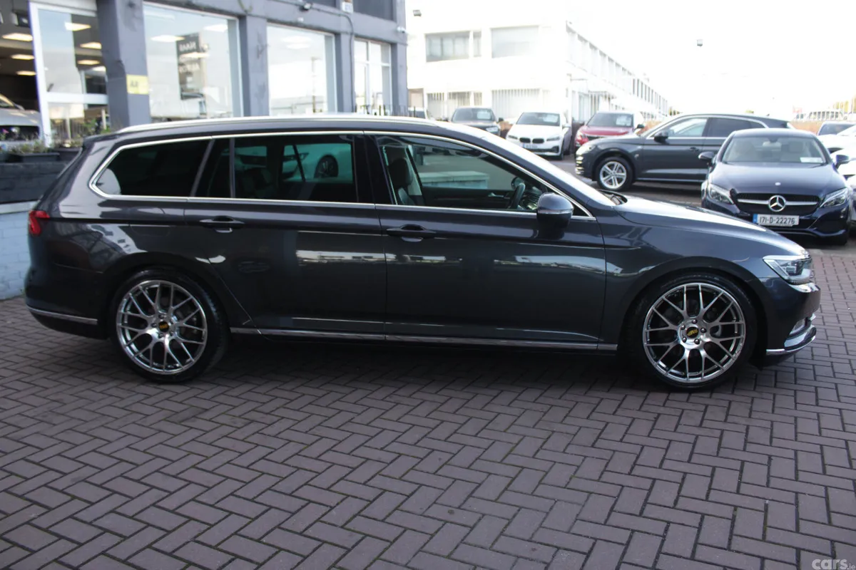 Volkswagen Passat Estate, Diesel, 2018, Grey