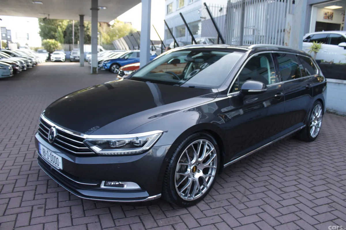 Volkswagen Passat Estate, Diesel, 2018, Grey