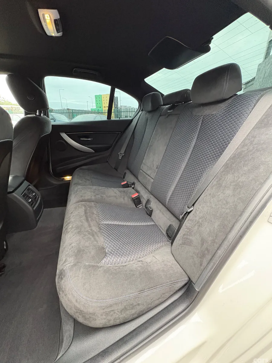 BMW 3-Series Saloon, Petrol, 2017, White