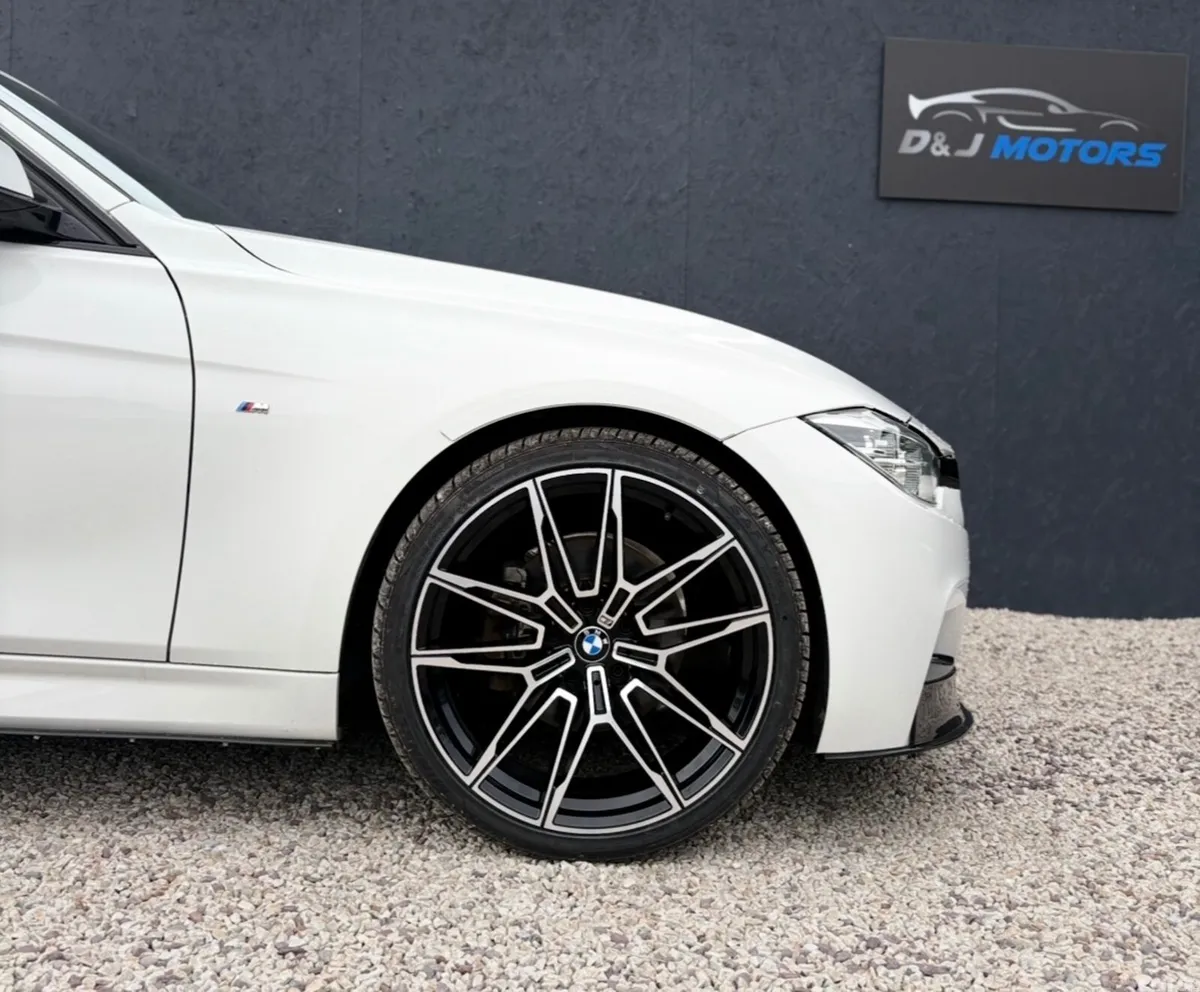 BMW 3-Series Saloon, Petrol, 2017, White