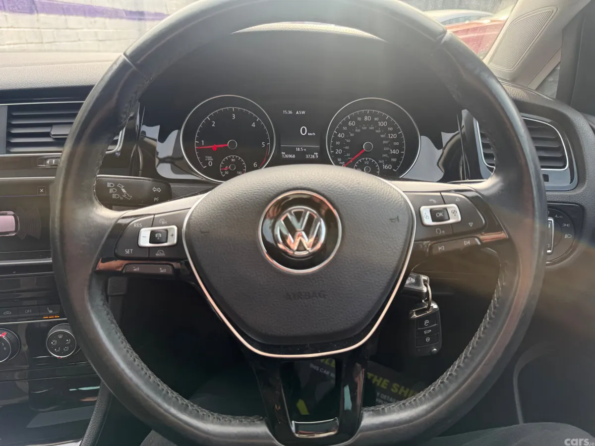 Volkswagen Golf Hatchback, Diesel, 2016, Red