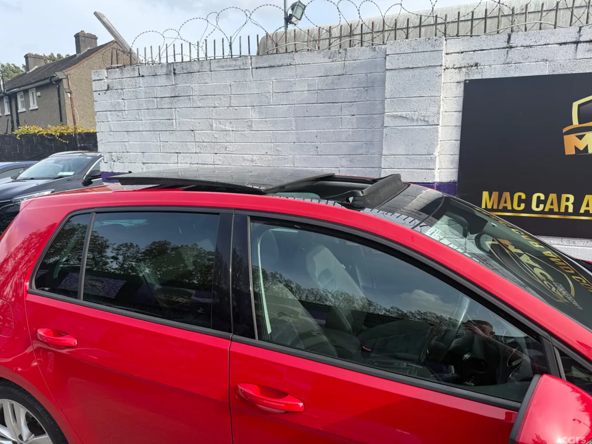 Volkswagen Golf Hatchback, Diesel, 2016, Red