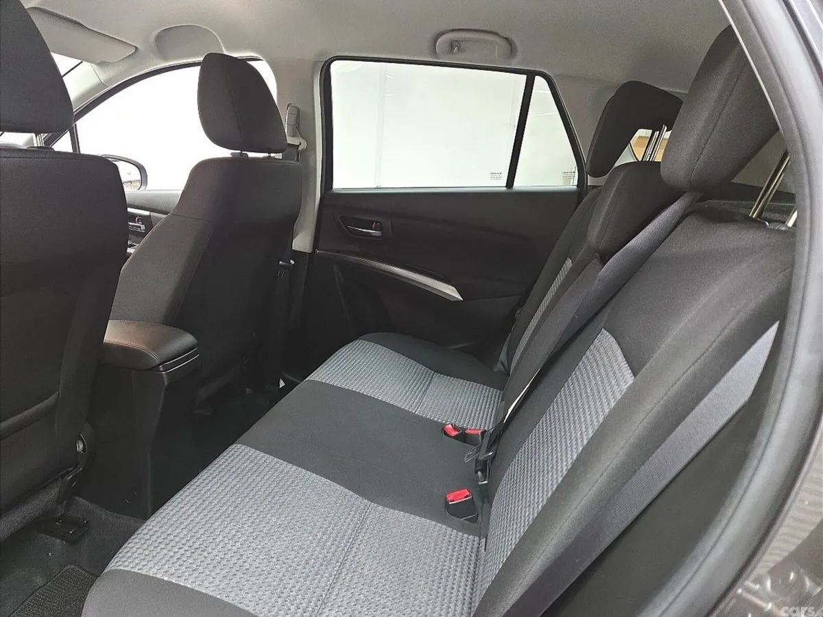 Suzuki SX4 SUV, Petrol, 2024, Grey