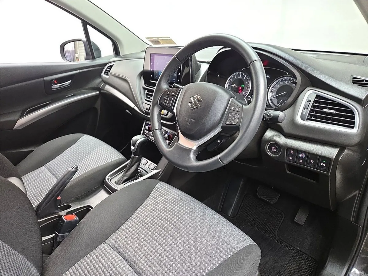 Suzuki SX4 SUV, Petrol, 2024, Grey