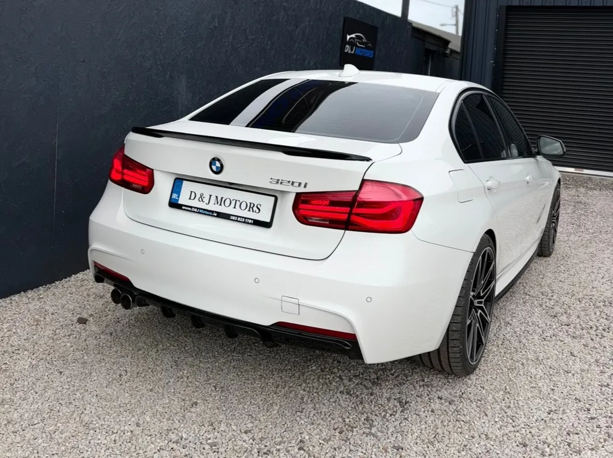 BMW 3-Series Saloon, Petrol, 2017, White