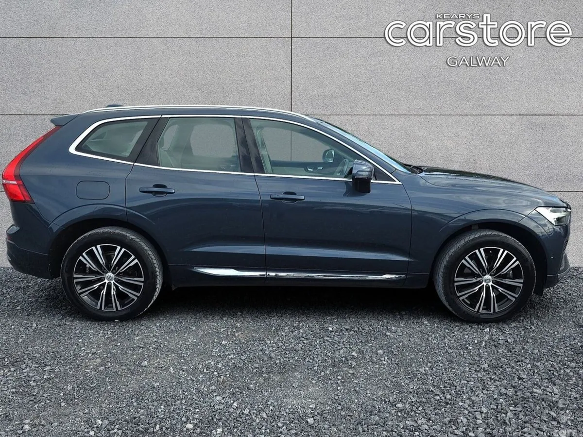 Volvo XC60 SUV, Diesel, 2022, Blue