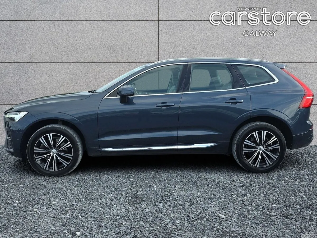 Volvo XC60 SUV, Diesel, 2022, Blue