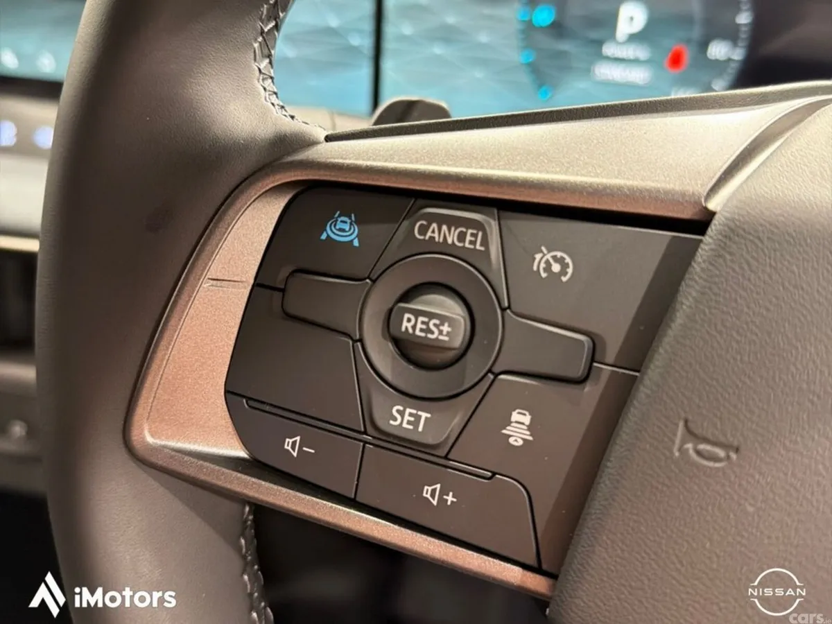 Nissan Leaf SUV, Electric, 2027, Grey