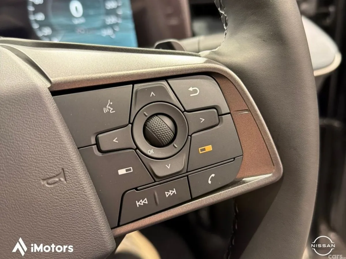 Nissan Leaf SUV, Electric, 2027, Grey