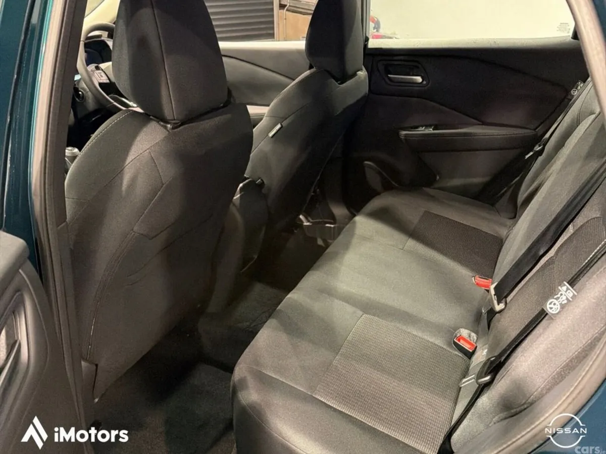 Nissan Qashqai SUV, Petrol Hybrid, 2027, Green