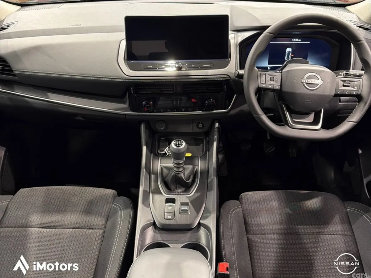 Nissan Qashqai SUV, Petrol Hybrid, 2027, Green
