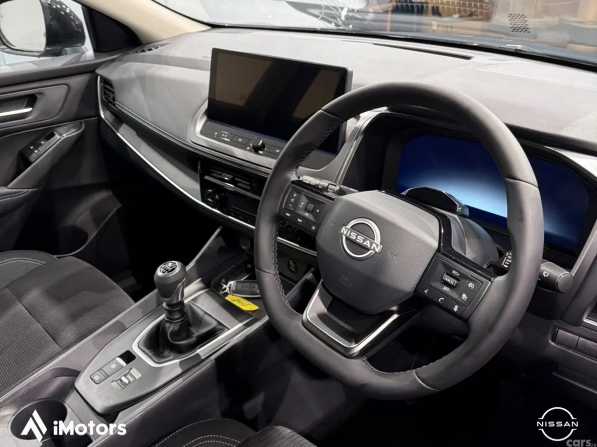 Nissan Qashqai SUV, Petrol Hybrid, 2027, Green