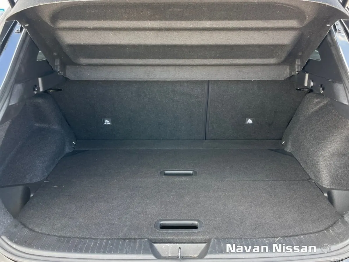 Nissan Qashqai MPV, Petrol Hybrid, 2023, Black