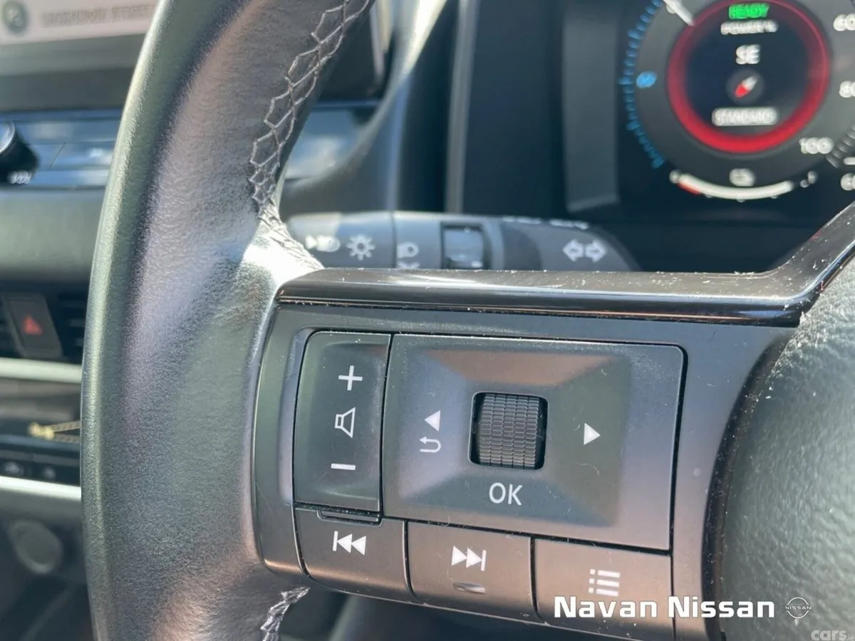 Nissan Qashqai MPV, Petrol Hybrid, 2023, Black