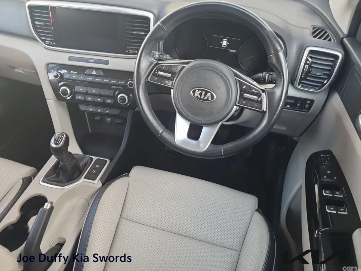 Kia Sportage SUV, Diesel Hybrid, 2021, Grey
