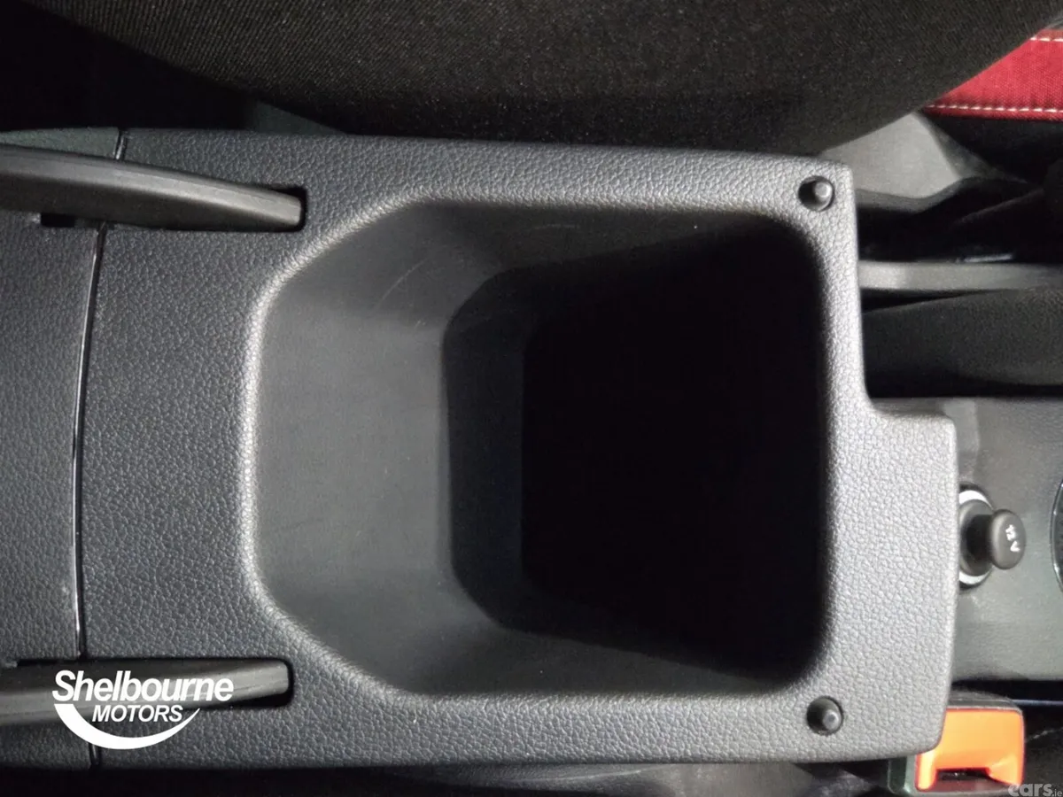 Skoda Kamiq Hatchback, Petrol, 2023, White