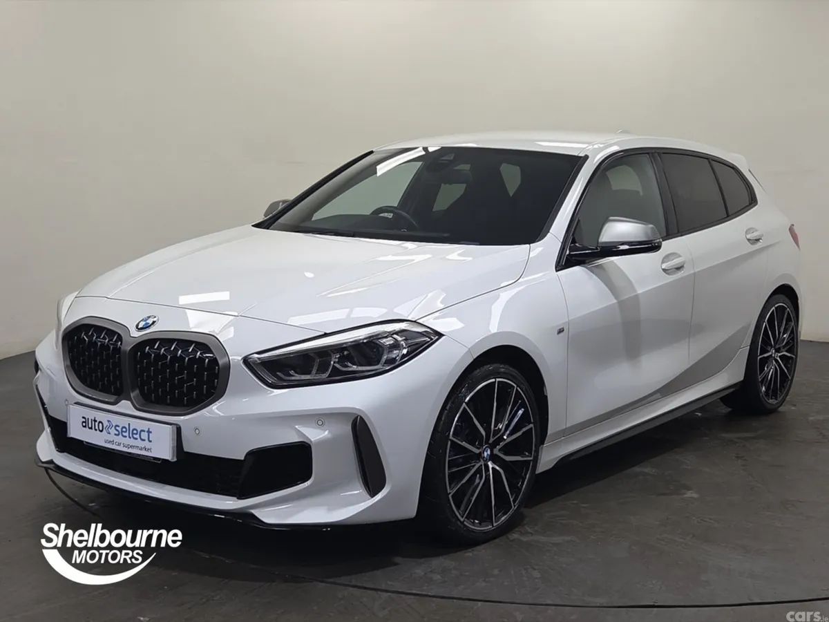 BMW 1-Series Hatchback, Petrol, 2021, White