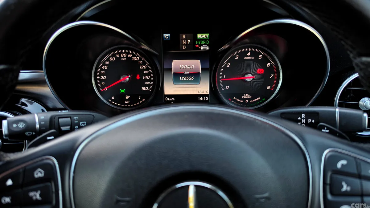 Mercedes-Benz C-Class Estate, Petrol Plug-in Hybrid, 2018, Silver