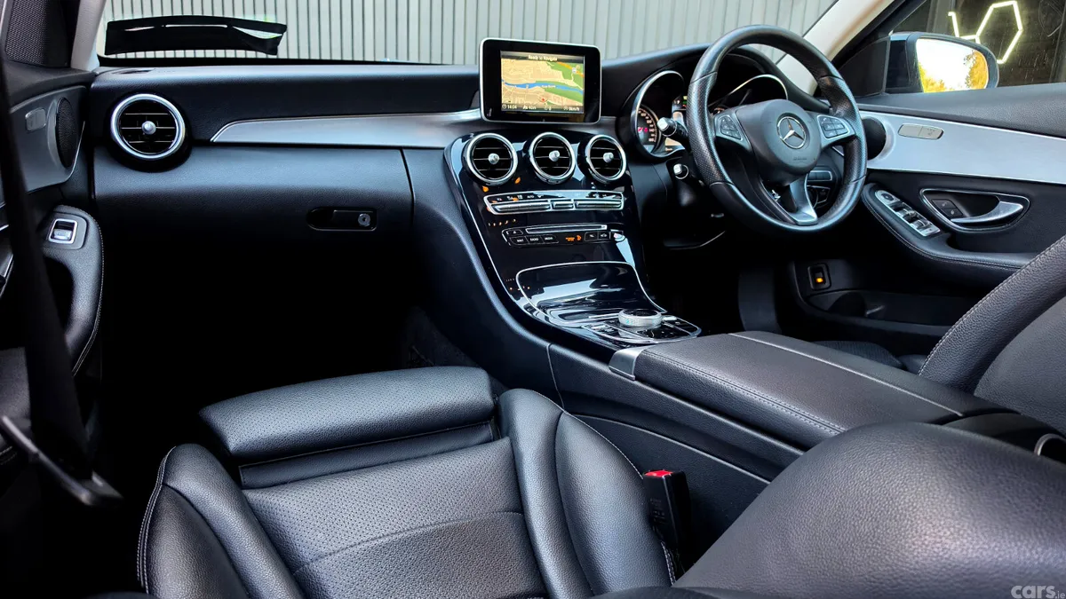 Mercedes-Benz C-Class Estate, Petrol Plug-in Hybrid, 2018, Silver