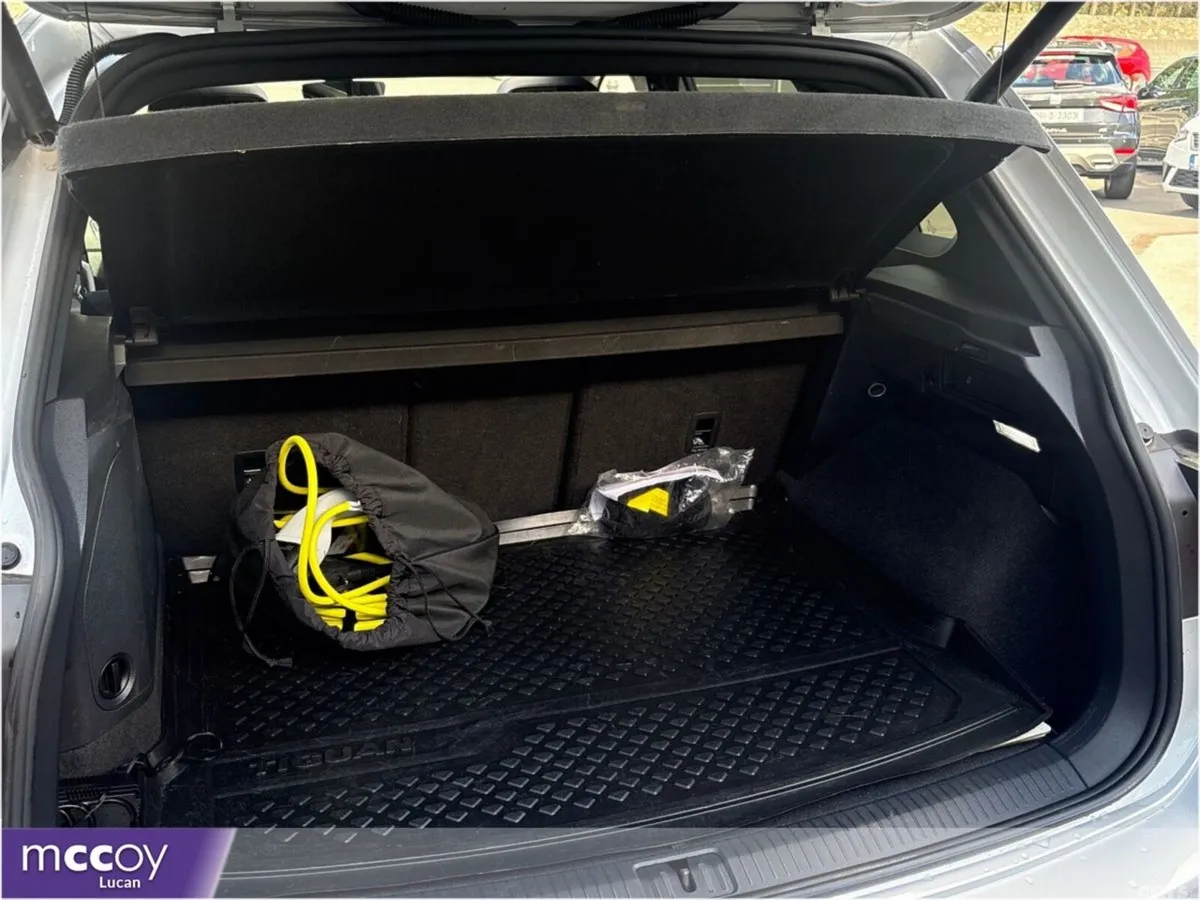 Volkswagen Tiguan SUV, Petrol Plug-in Hybrid, 2024, Silver