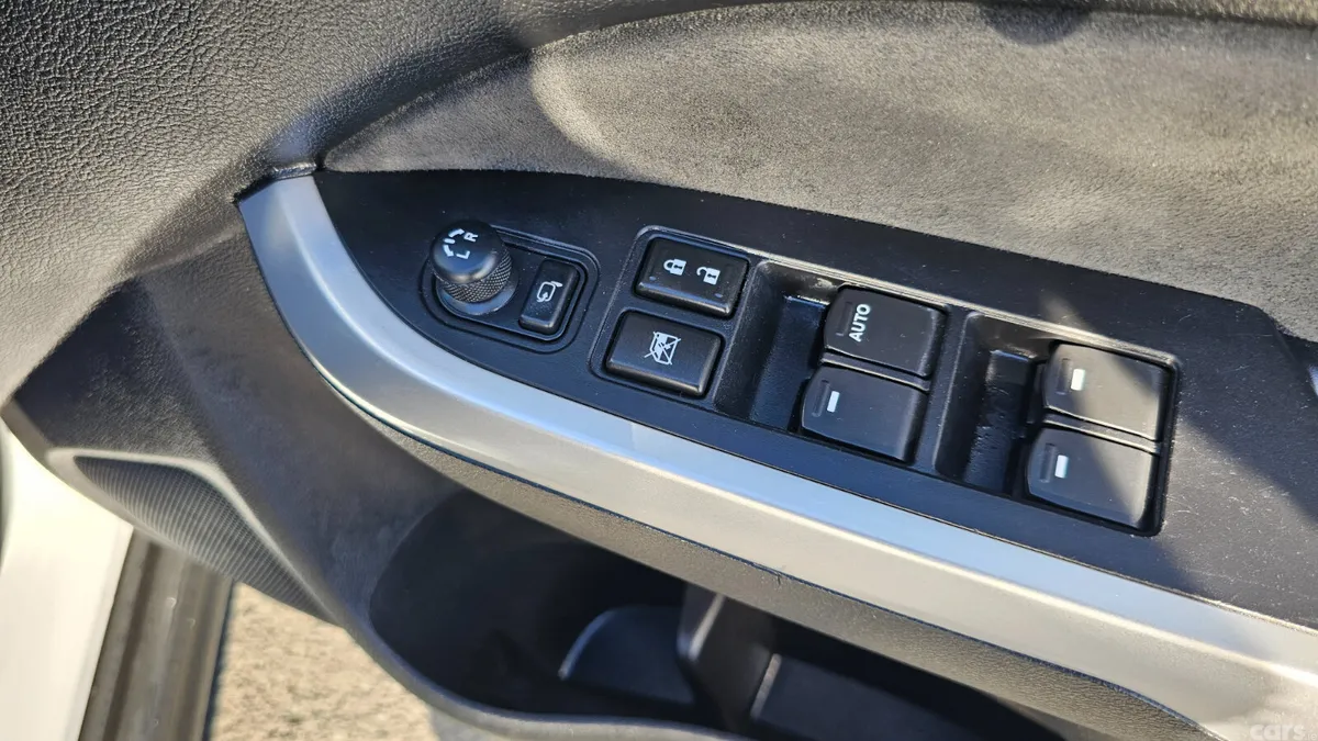 Suzuki Vitara SUV, Petrol, 2018, White