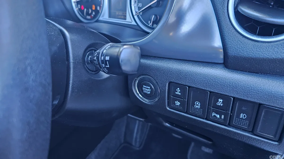 Suzuki Vitara SUV, Petrol, 2018, White