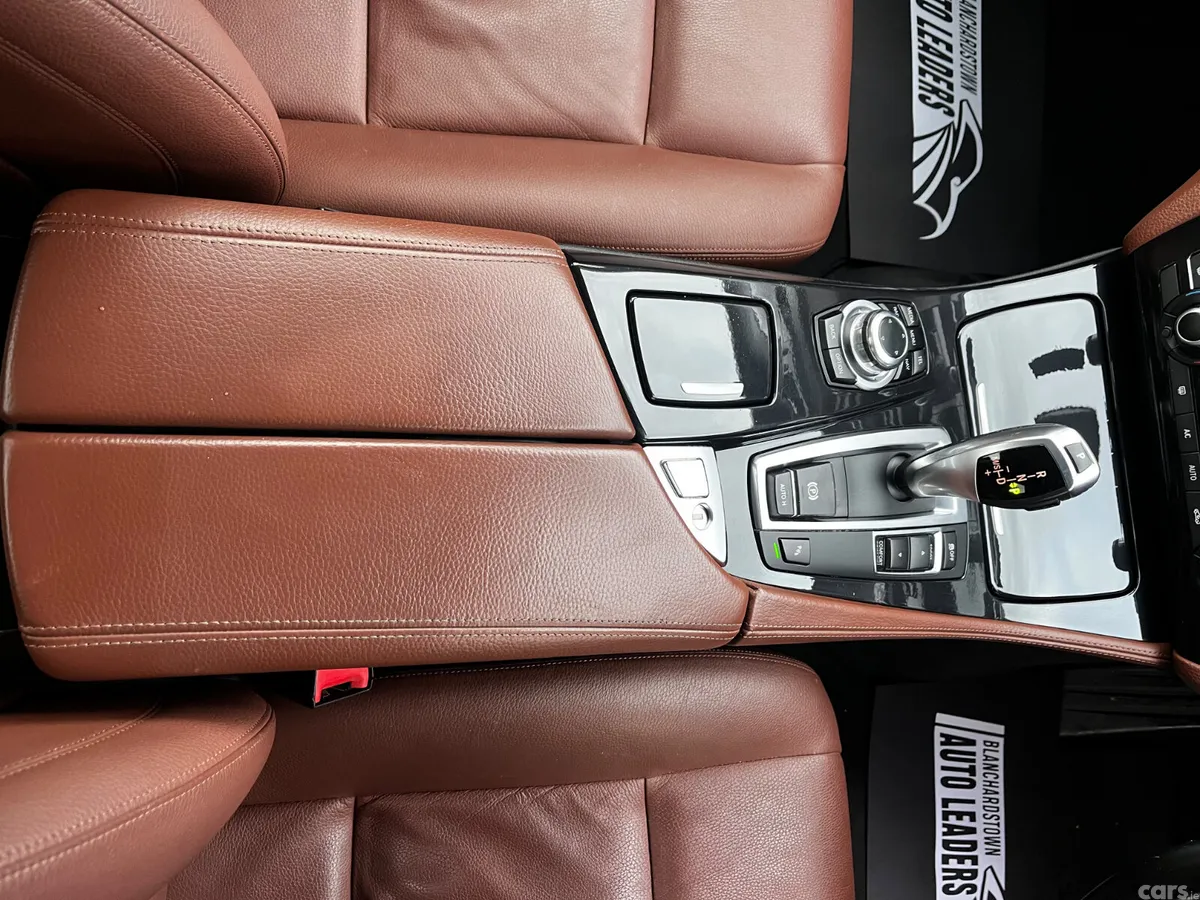 BMW 5-Series Saloon, Diesel, 2014, Blue