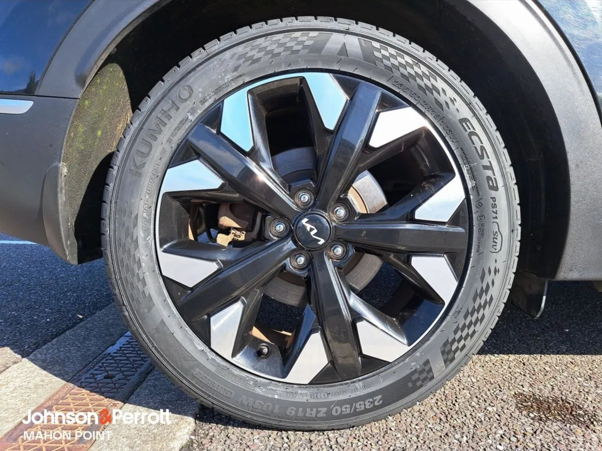Kia Sportage SUV, Petrol Plug-in Hybrid, 2023, Black
