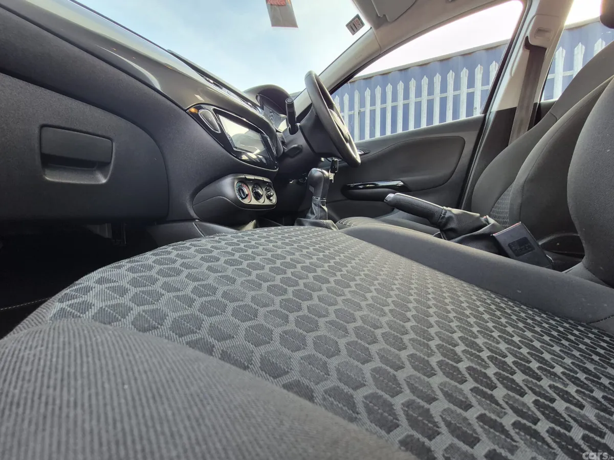 Opel Corsa Hatchback, Petrol, 2019, Black