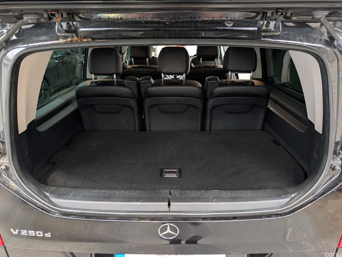Mercedes-Benz V-Class MPV, Diesel, 2017, Black
