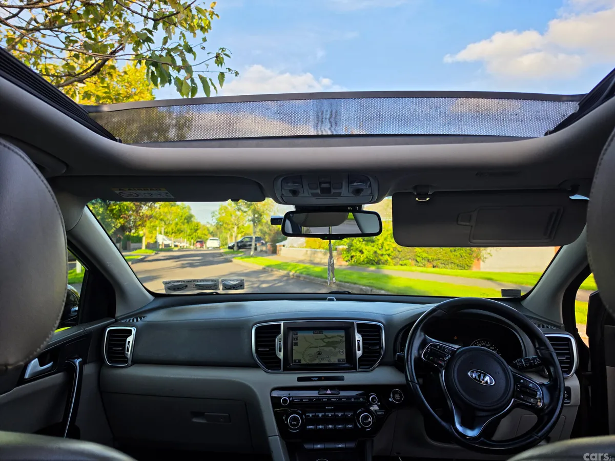 Kia Sportage SUV, Diesel, 2017, Green