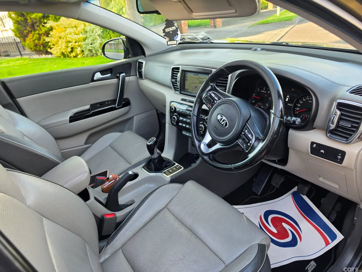 Kia Sportage SUV, Diesel, 2017, Green