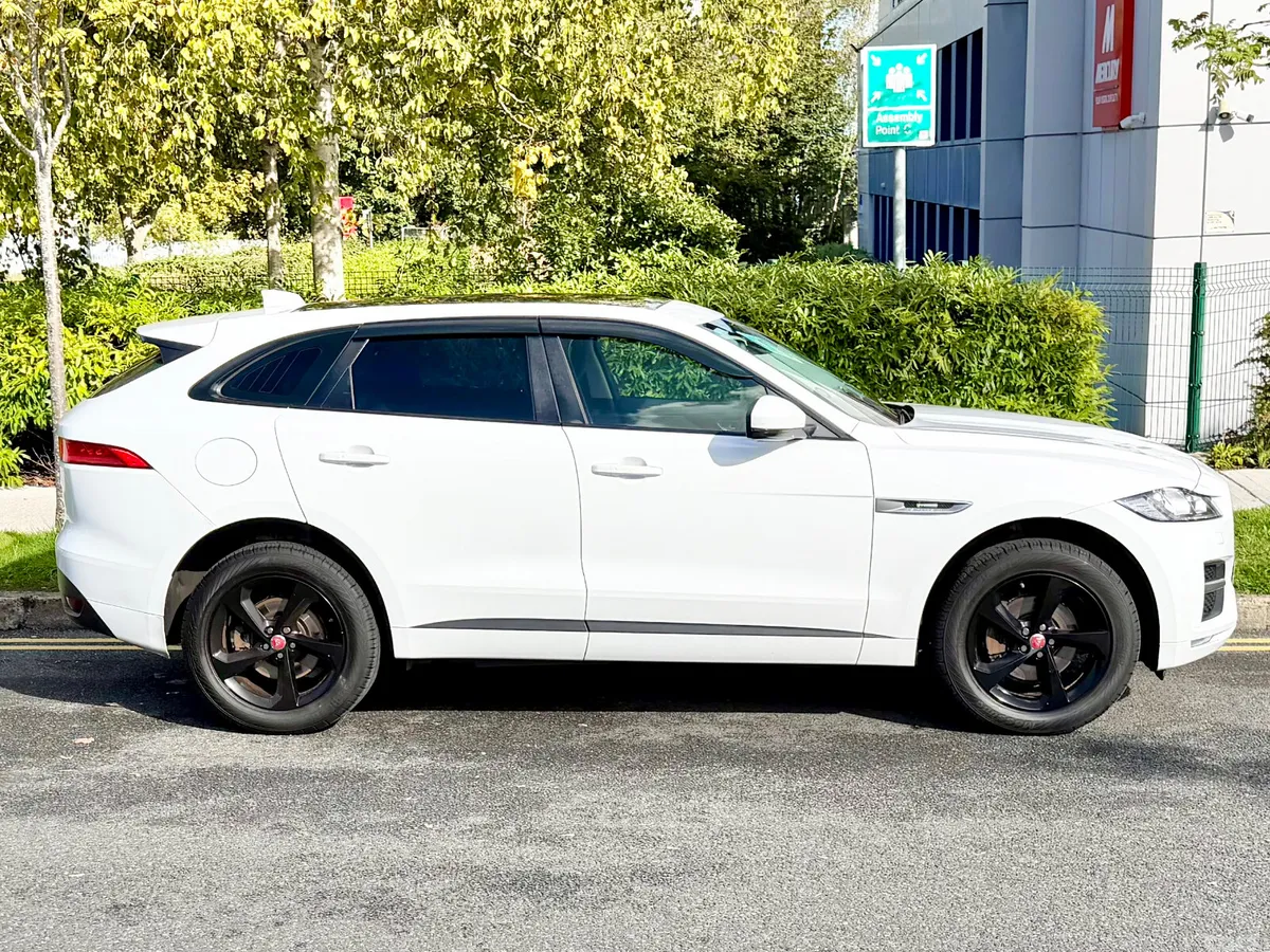Jaguar F-Pace SUV, Diesel, 2018, White