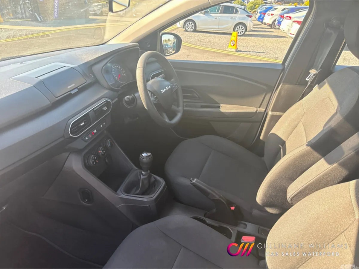 Dacia Sandero Hatchback, Petrol, 2023, Grey