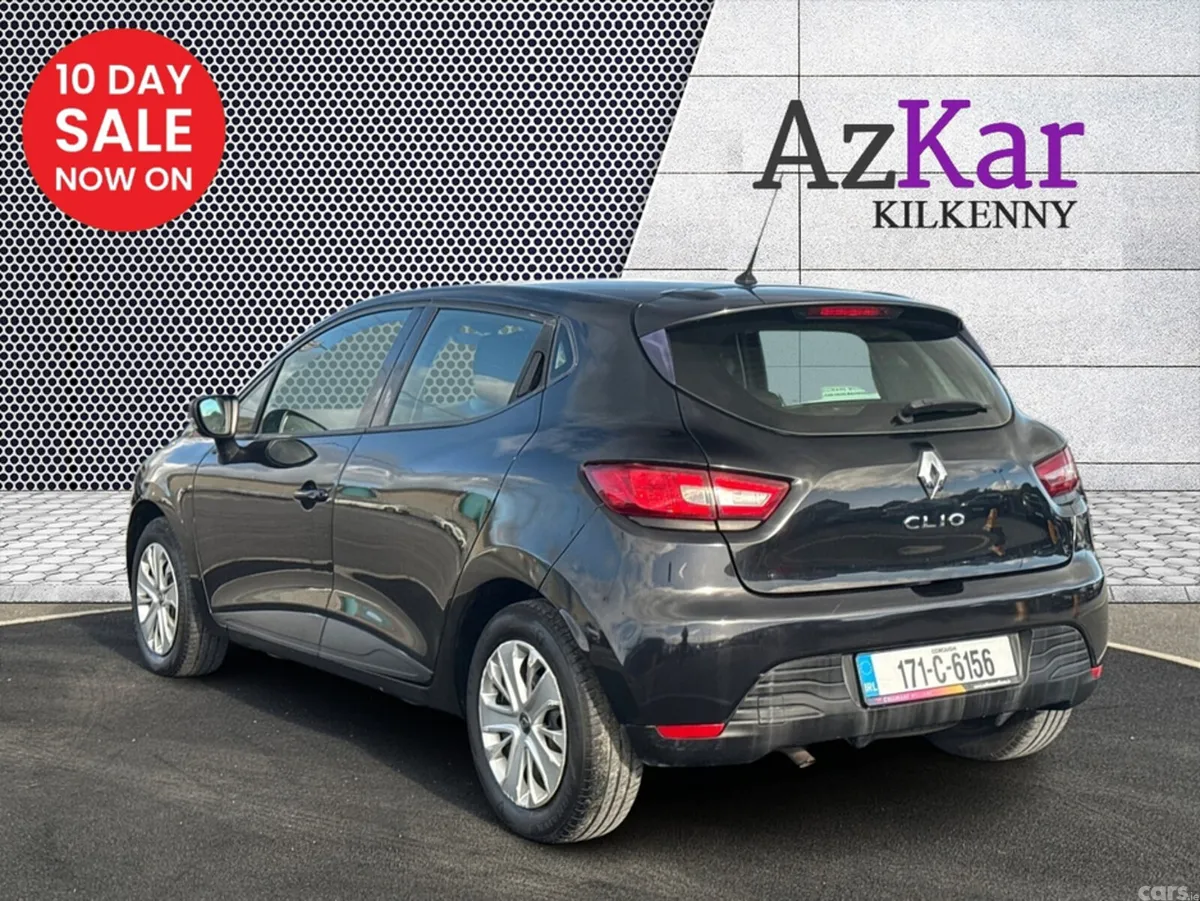 Renault Clio Hatchback, Petrol, 2017, Black