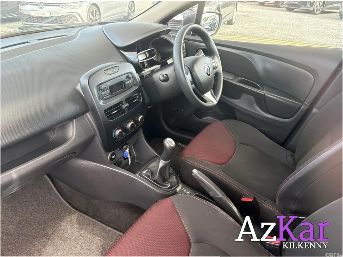 Renault Clio Hatchback, Petrol, 2017, Black