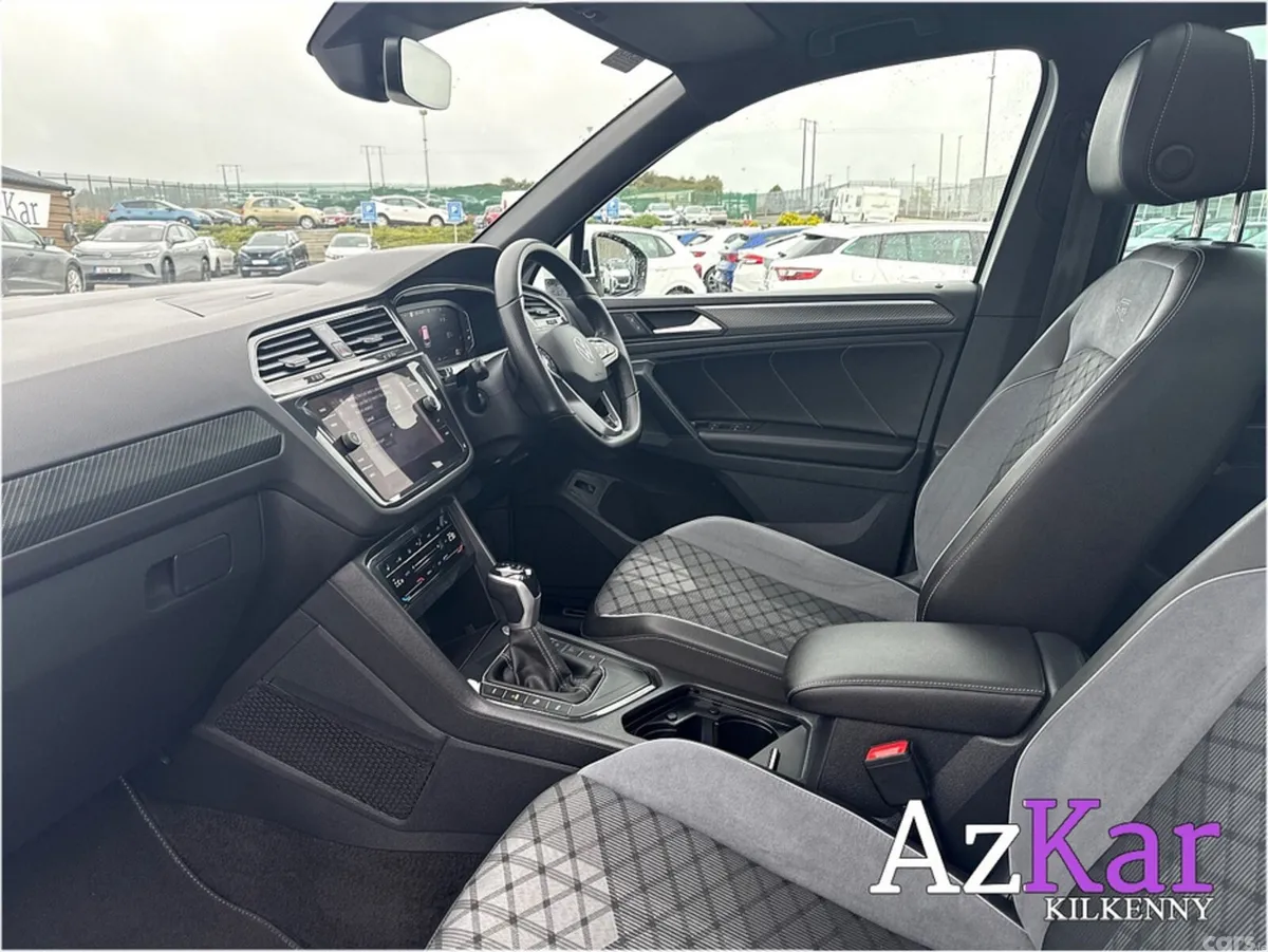 Volkswagen Tiguan SUV, Petrol Plug-in Hybrid, 2023, White