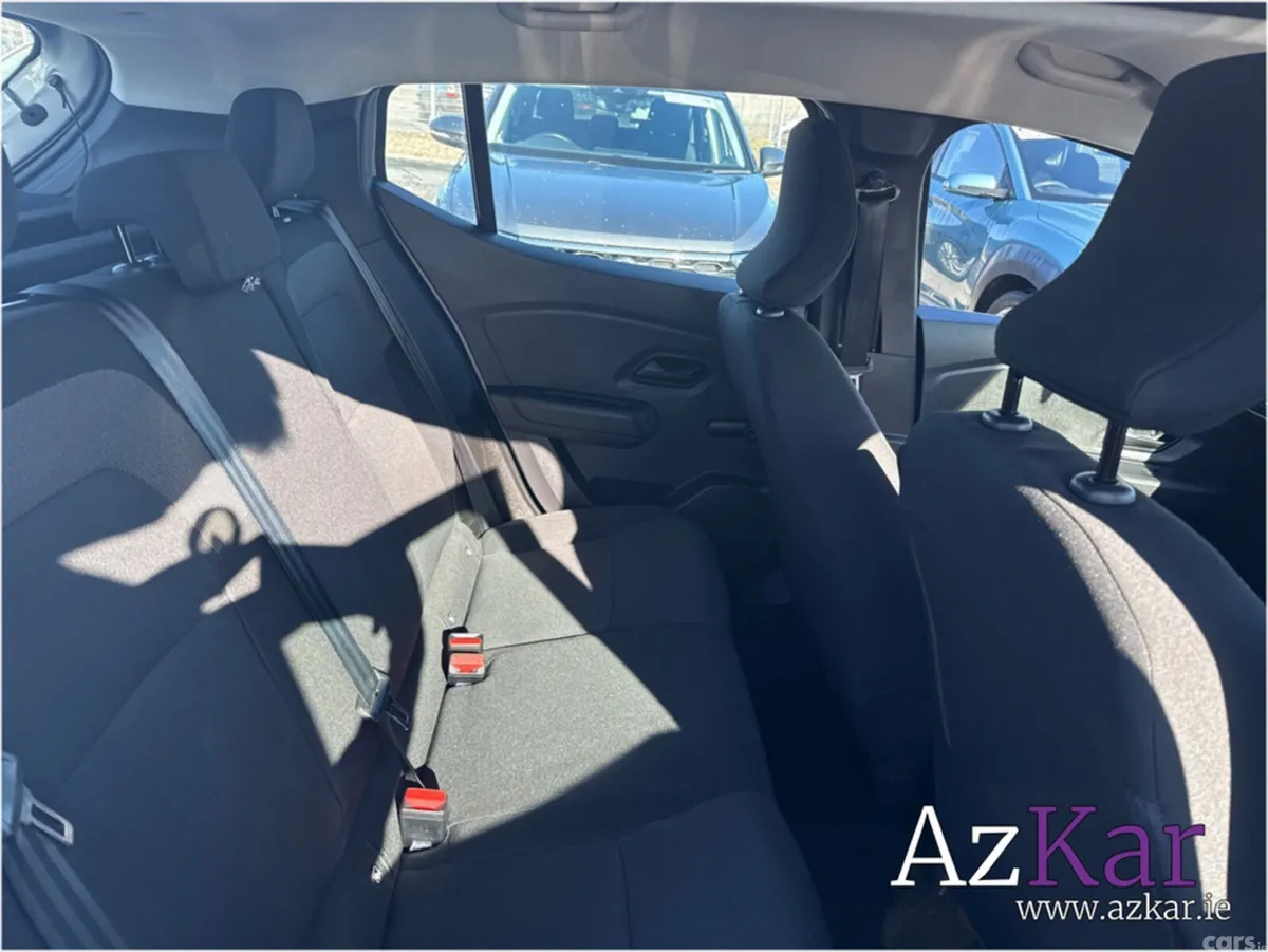 Dacia Sandero Hatchback, Petrol, 2023, Grey