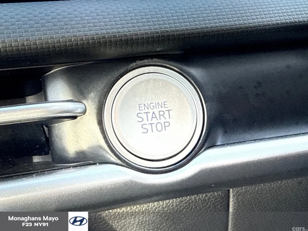 Hyundai Tucson MPV, Petrol Plug-in Hybrid, 2026, White
