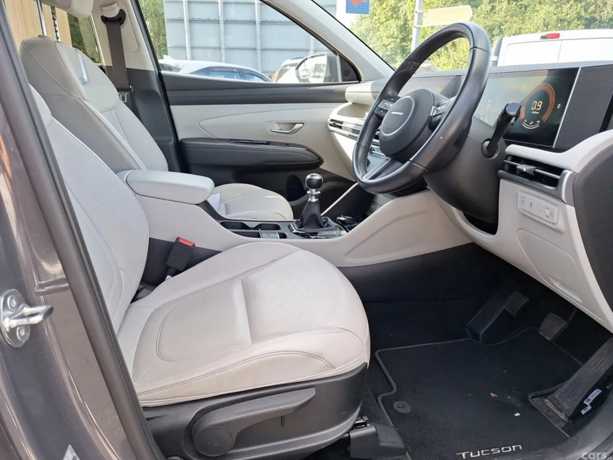 Hyundai Tucson MPV, Diesel, 2024, Grey